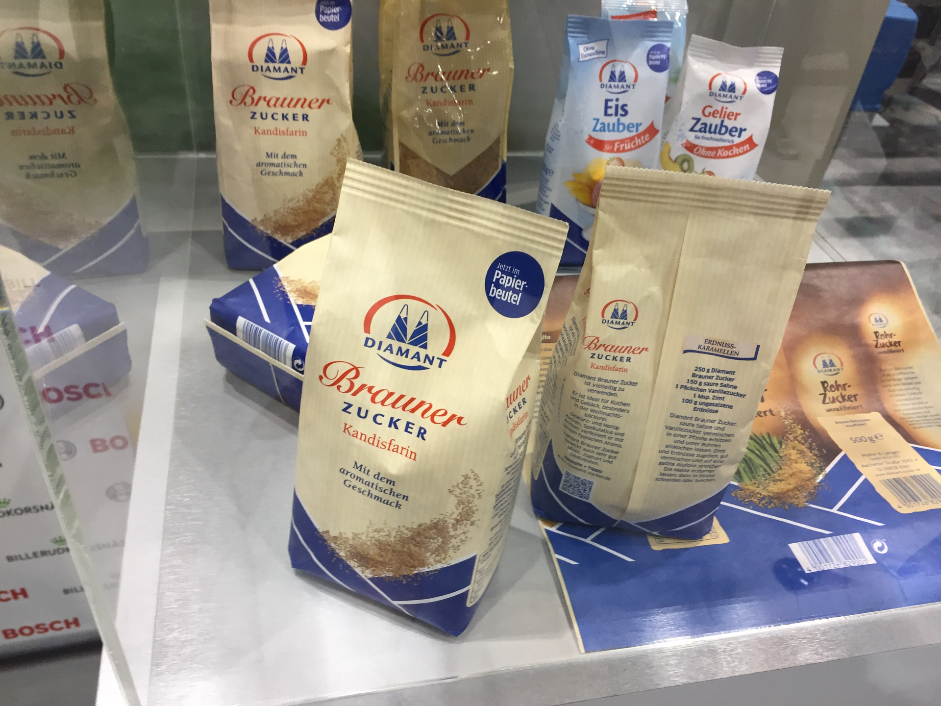 Bosch Packaging Technology and BillerudKorsn&auml;s, Solna, Sweden, say they have developed the world&acute;s first sealed paper packaging.