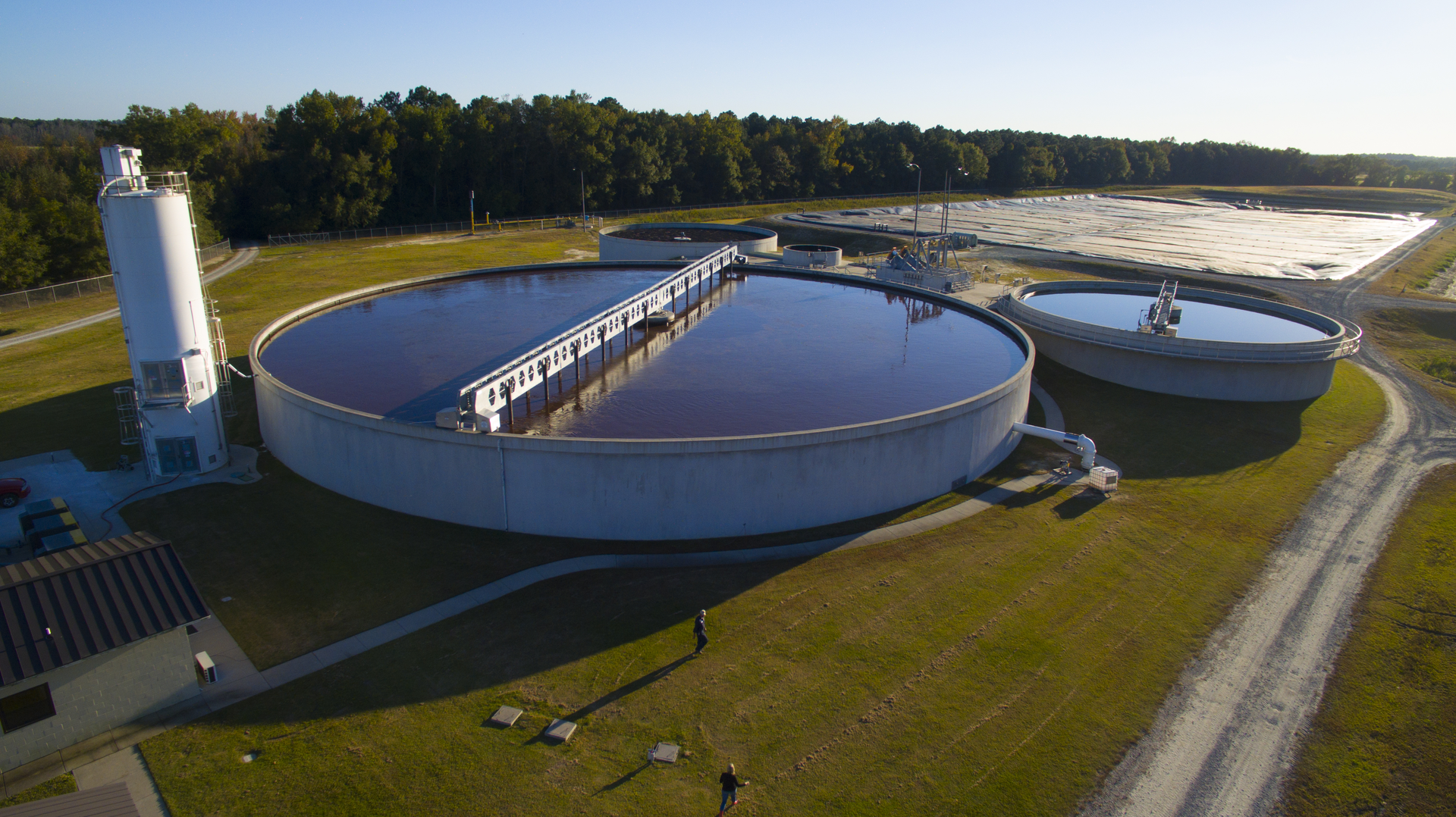 Sanderson Farms&rsquo; Kinston, N.C., facility&rsquo;s wastewater treatment system consists of an anaerobic lagoon, activated sludge system, ultra-violet disinfection and a land application system that sprays effluent water onto hay fields and forest land. Photo cour