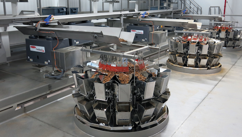 Heat and Control’s Fastback System gently conveys the freshly baked peanut butter-filled pretzel nuggets, allowing them to sufficiently cool before weighing in Ishida combination scales.