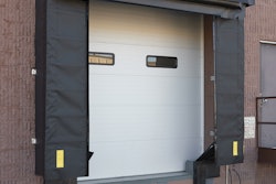 Rite-Hite Eclipse NH dock shelter