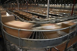 E-commerce snack food trend close