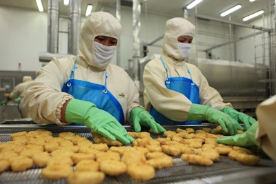 Cargill’s Thailand Saraburi facility uses Heat and Control ovens to bake chicken products that are exported to convenience food channels and McDonald’s in Southeast Asia.