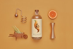 Pearlfisher illustrated the natural ingredients of Grove to cue the product experience against a muted orange color palette.