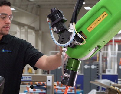 Collaborative robots are becoming more appealing to manufacturers now that the cobots have more flexible material handling options, force control and cloud-based support.