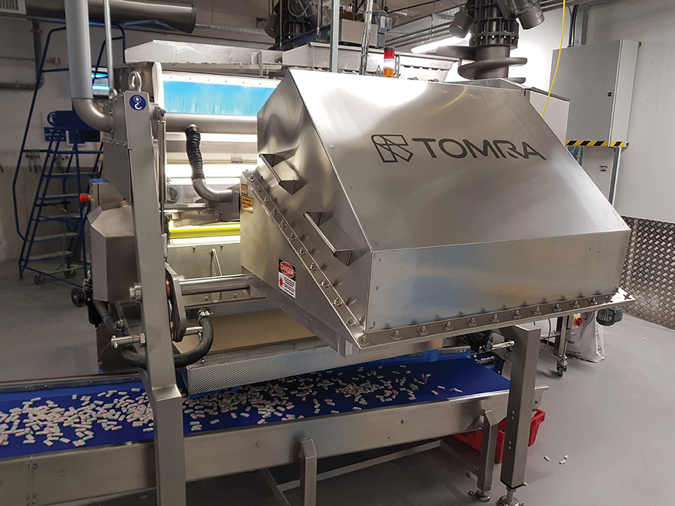 To meet increased demand for its Drumstick Squashies candy, Swizzels installed the TOMRA Nimbus optical sorter, which inspects the candies in free fall, allowing for the entire surface area of the product to be inspected. Photo courtesy of TOMRA.