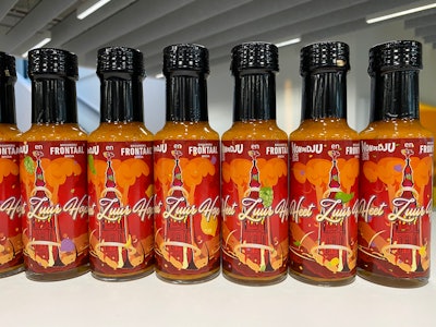 Unique digitally printed labels from Dutch hot sauce maker Dokter Worst.