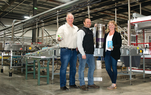 Free Flow Wines President Rich Bouwer (l.), Chief Commercial Officer Heather Clauss, and VP, Operations Rob Perman
