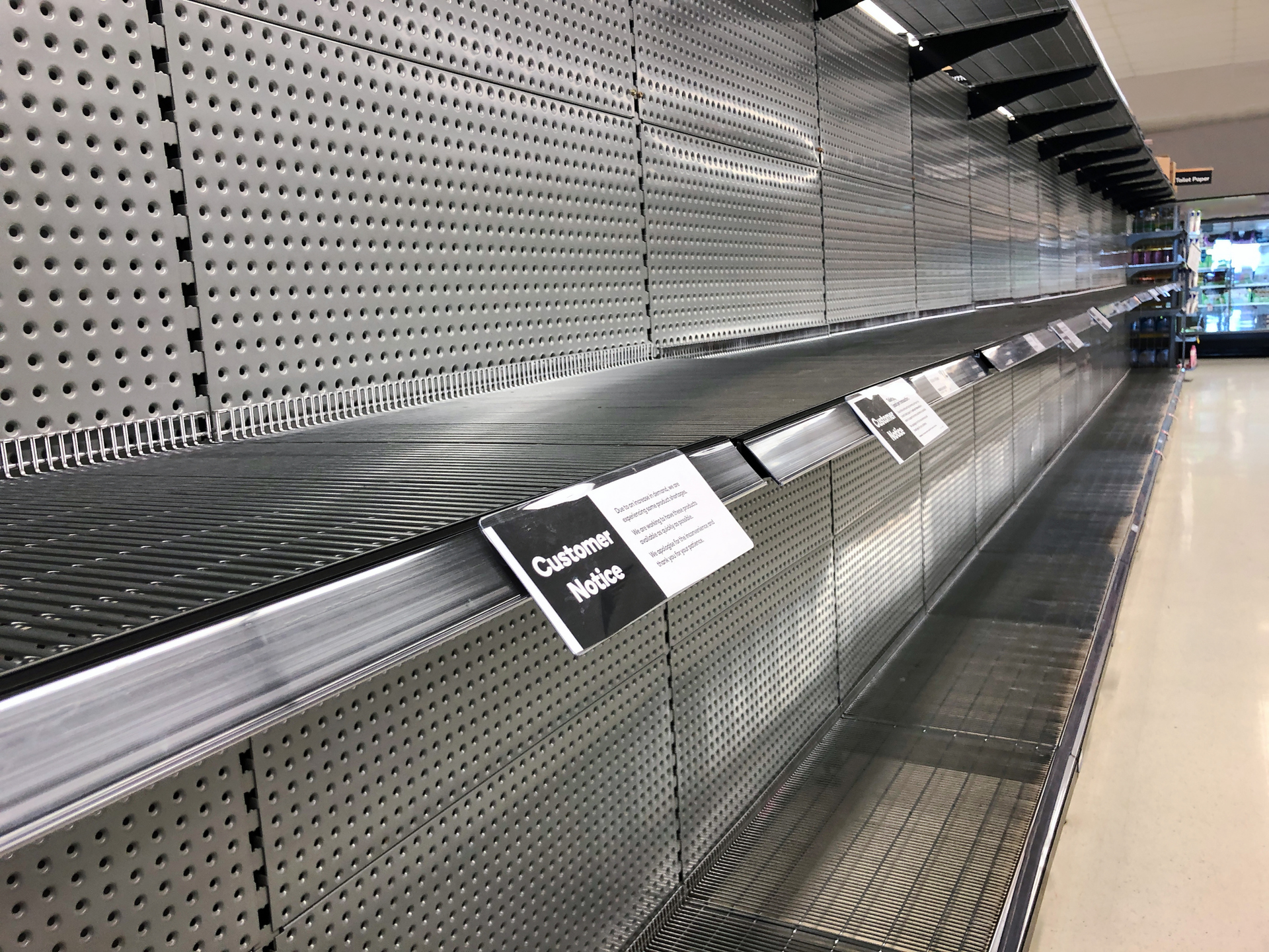 Supermarket retail shelves could barely remain in stock in the first days of the crisis. Meanwhile, bulk product for foodservice, bars, and restaurants has suffered.