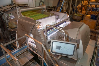 Antarctic Foods uses the VERYX C140 sorter for final inspection of products.
