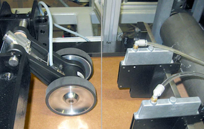 With the Model TR3 Heavy Duty Tru-Trac encoder installed, Hipsher’s corrugated cutting machine reliably measures and cuts 100% of the time.