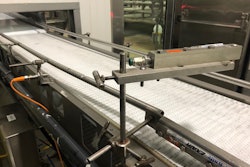 The simple change of installing photo eyes and timers on its air knives allows Smith-field’s Kinston facility to cut air to the air knife when it is not needed, providing energy savings.