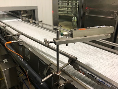 The simple change of installing photo eyes and timers on its air knives allows Smith-field’s Kinston facility to cut air to the air knife when it is not needed, providing energy savings.