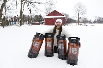 Francine Covelli, founder of Nourish Juice Bar, jumped on the chance to get her juices into Petainer kegs, getting them to partner with Hiperbaric to enable high pressure processing in the containers.