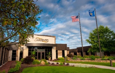 Sargento Plymouth Exterior