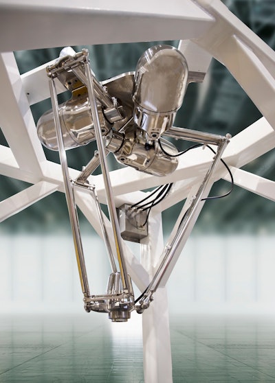 The DR-3iB/6 STAINLESS is Fanuc’s first stainless steel, food-grade delta robot.