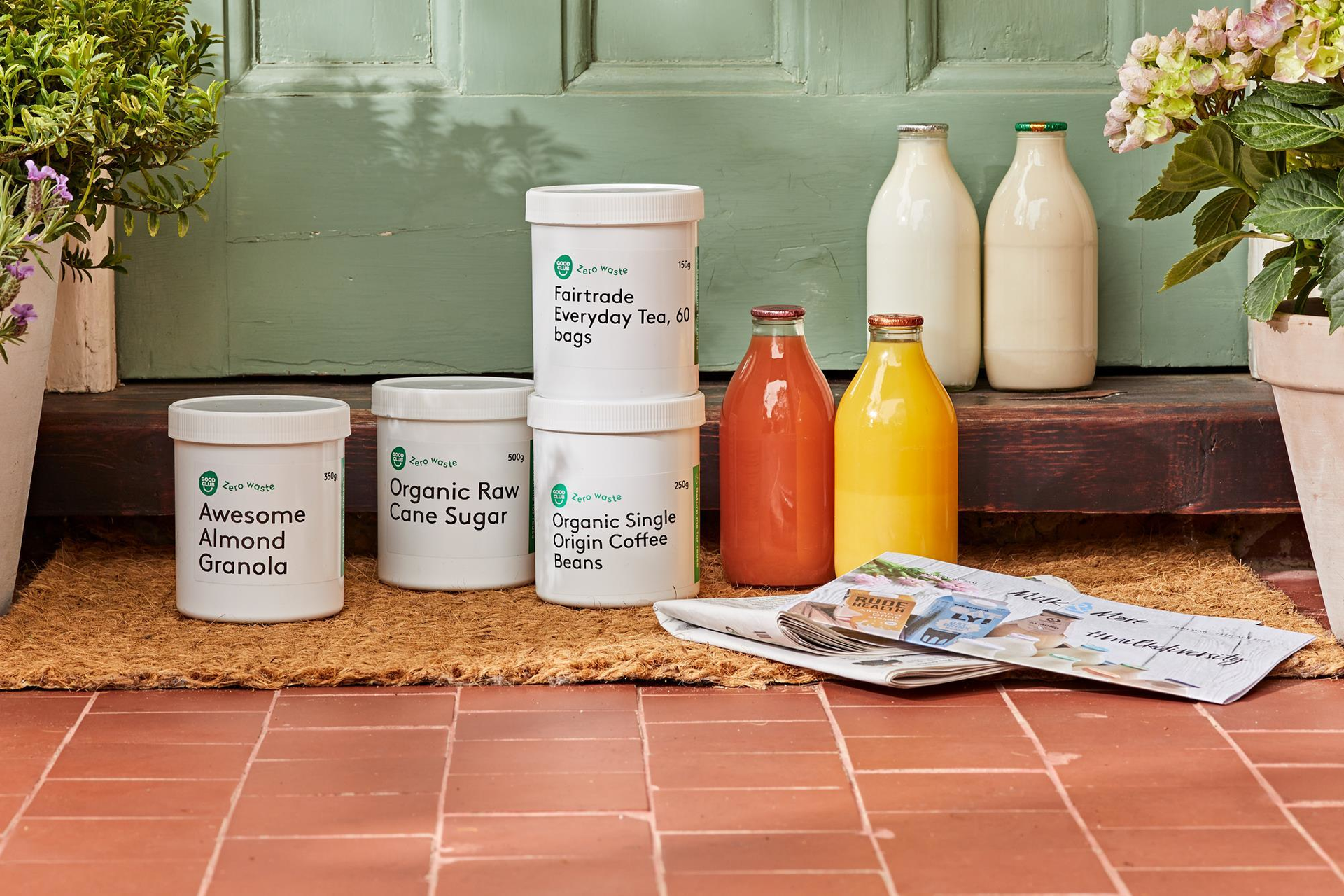 Milk & More refillable grocery packaging.