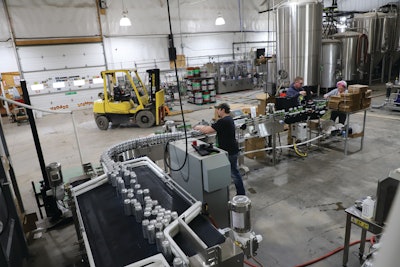 A large accumulation table ahead of labeling, can handle application, and pack-off lets the filler keep filling, even as downstream fixes or changeovers happen.