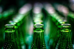 Glass bottles had a negative CAGR from 2016 to 2021, but the pack type has seen growth in recent years.
