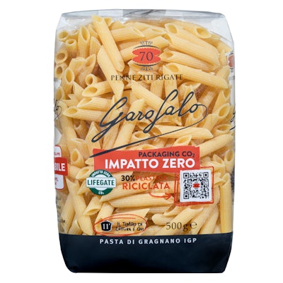 Penne Ziti Rigate Impatto Zero Fronte Sfondo Bianco