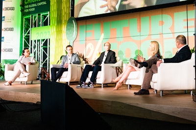 Executives discuss corporate innovation at the Chicago Venture Summit (left to right: Nisaini Rexach - Microsoft [moderator]; Rainer Struck - Mars Wrigley; Alan Kleinerman - Kraft Heinz; Alison Borgmeyer - Edelman; Richard Bull - DLA Piper)