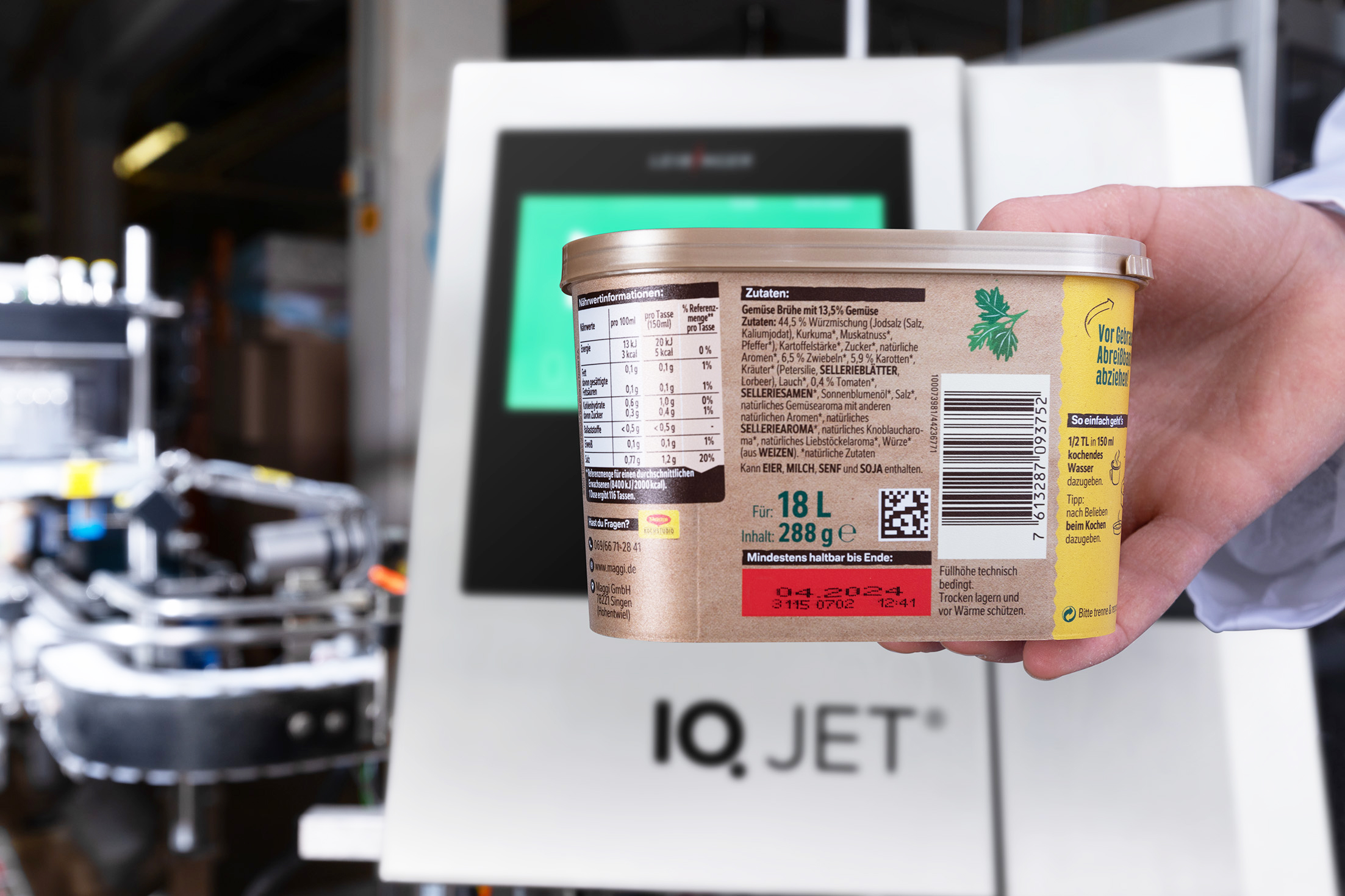 At Maggi, the IQJET is used for direct printing on the product. CJI printers are especially well suited to the printing of best-before dates, codings and batch numbers.