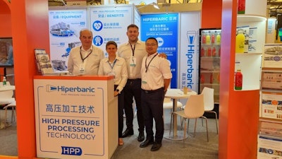 From left: Andrés Hernando, CEO; Carole Tonello, VP of Business Development; Jorge Marraud, Hiperbaric Asia Director; and Guangqi Zeng, China Market Manager.