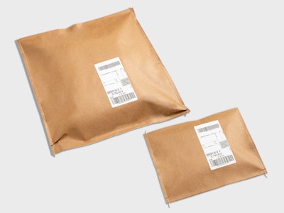 Dispatch packaging with two sewn and two glued sides produced with a paper e-com rapid machine from Hugo Beck.