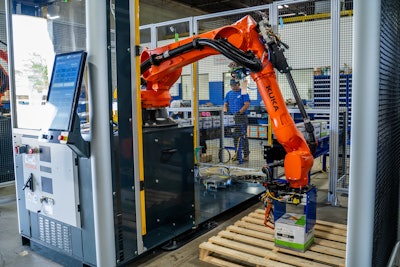 Kuka%20system%20partner%20 Focus