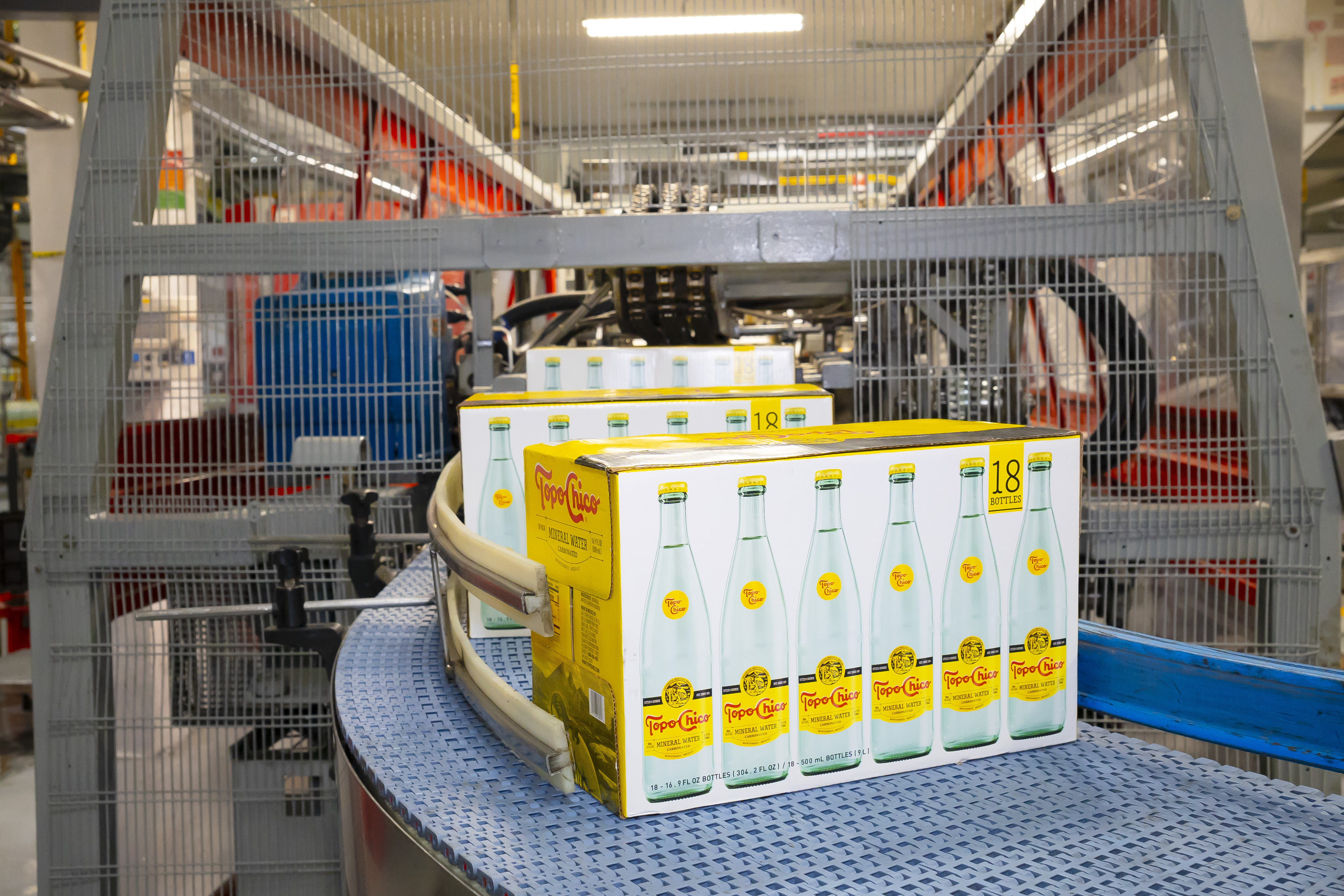 The Monterrey plant is a pioneer in Mexico, being the first in the beverage production sector to use this Valco Melton technology.