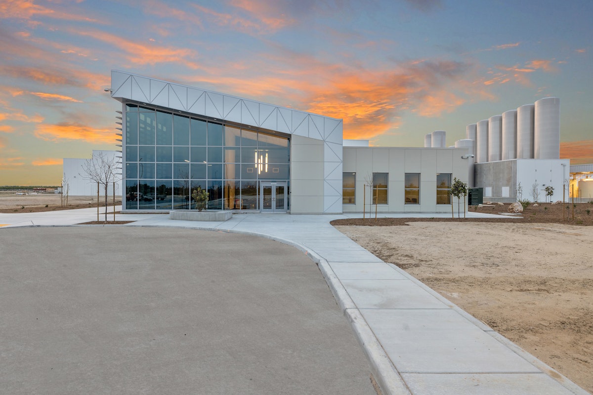 California Dairies Looks to the Future with High-Tech Valley Natural Beverages Plant