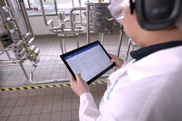 Dairy Farmers of America brands use Ecolab's CIP IQ technology as a predictive and cost-saving tool.
