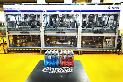 EvoFilm Stretch applies high pre-stretched film at ambient temperature, eliminating the shrink tunnel and reducing film and energy use.