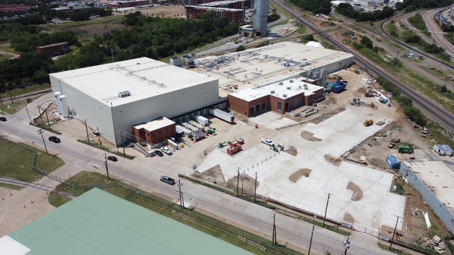 Site constraints include active rail lines that made construction challenging and prevent expansion.