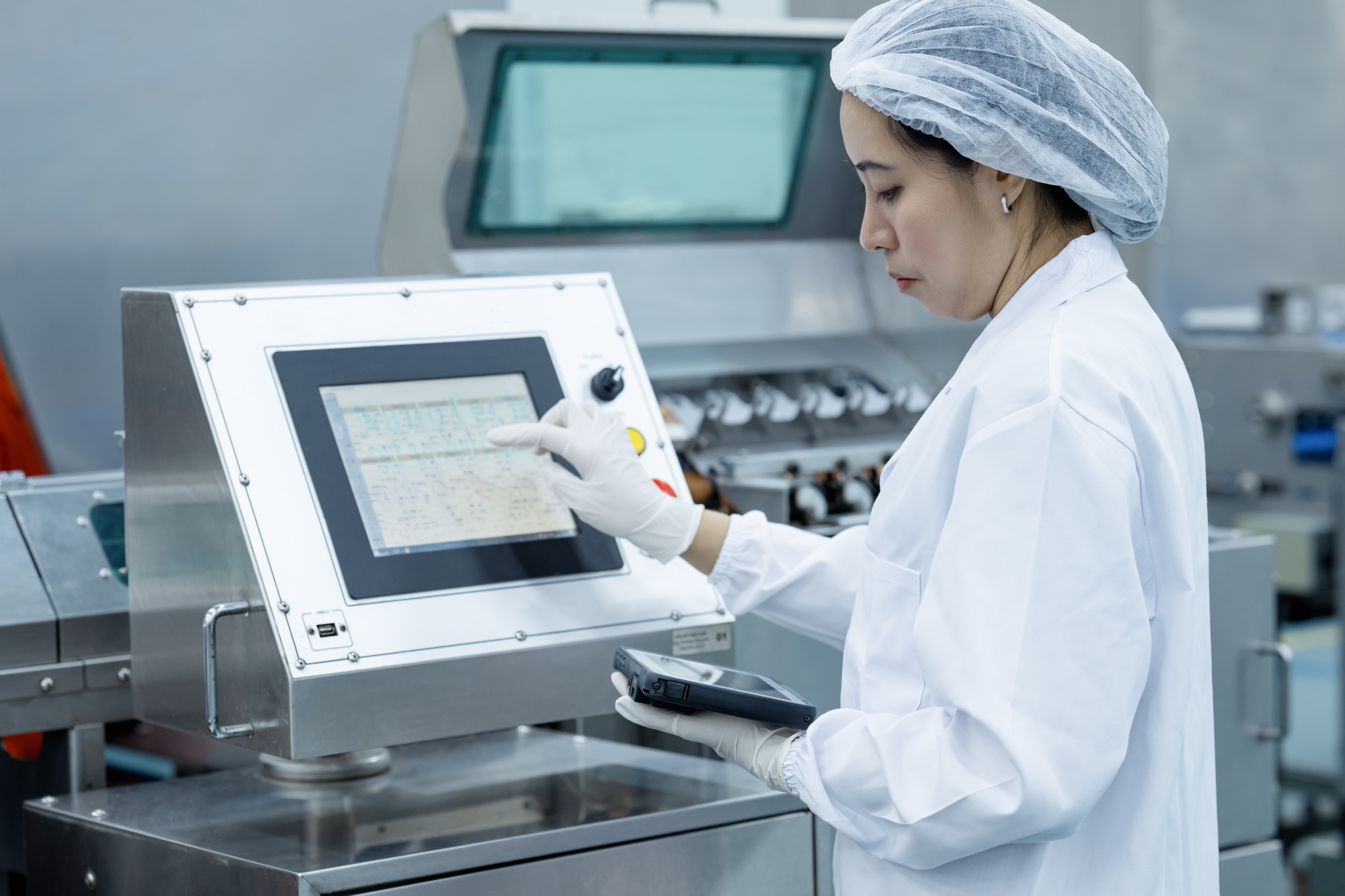 Plant connectivity can support traceability and greater efficiency, but they can make operations fragile without the right implementation strategy.
