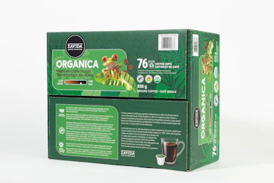 The top panel of the Organic shipper case showcases the rich color, fine detail, and tonal depth Zavida and Atlantic achieved on an uncoated surface through digital printing.