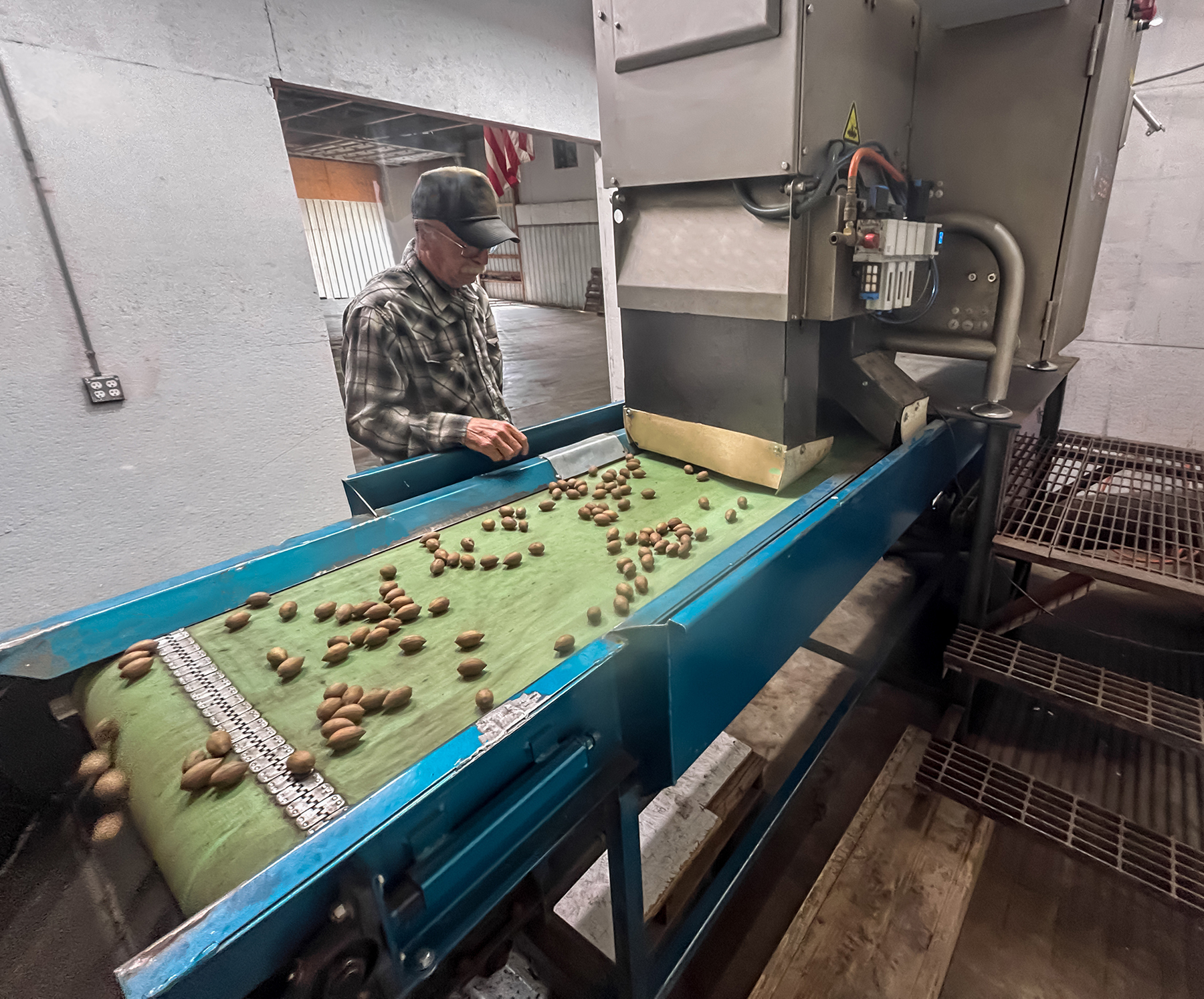 With inspection no longer constraining production, Payne estimates throughput has increased by 2,000 to 3,000 lbs/hr.